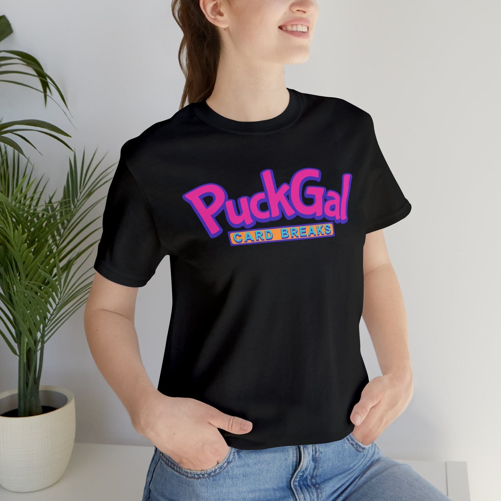 T-Shirt "Puck Gal Card Breaks" Unisex T- Shirt