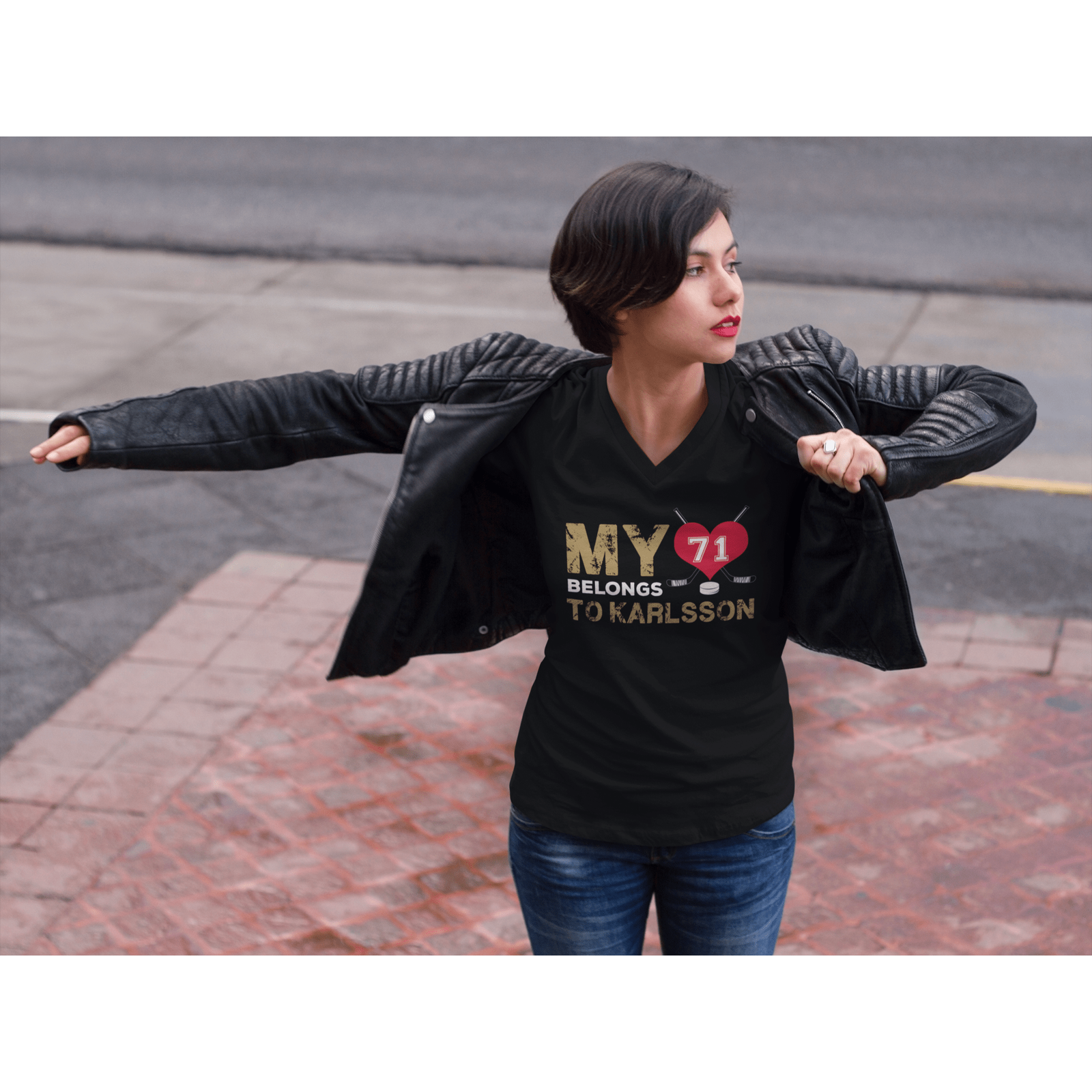 V-neck My Heart Belongs To Karlsson Unisex V-Neck Tee