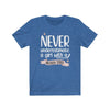 T-Shirt "Never Underestimate A Girl With Hockey Stick"